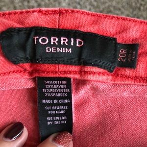 Torrid 20 REGULAR (length) red jeans